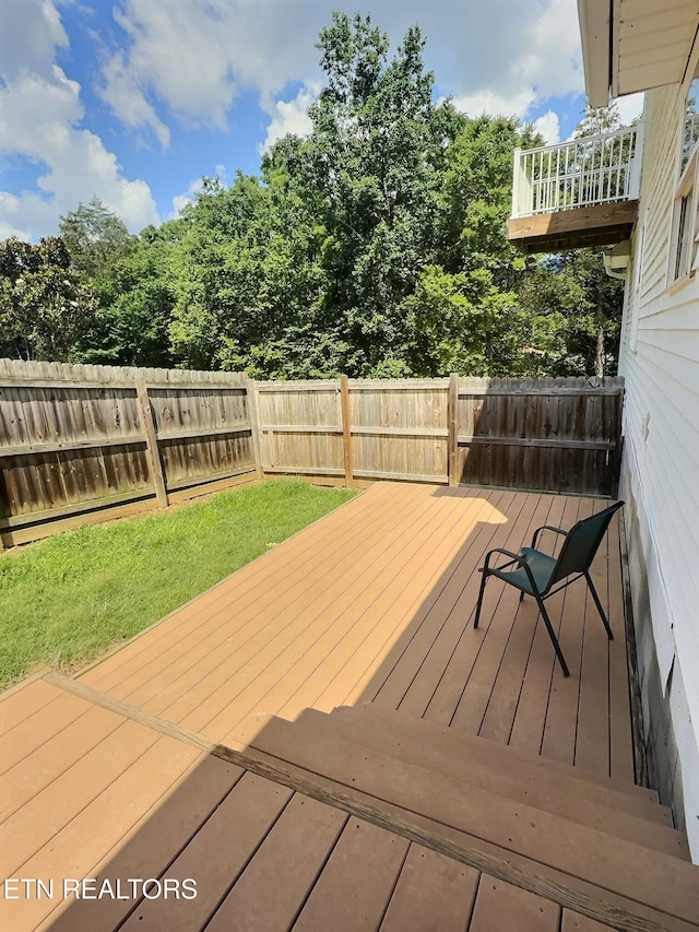 1292 Martin Ln, Lafollette, TN 37766 - deck with a fenced backyard
