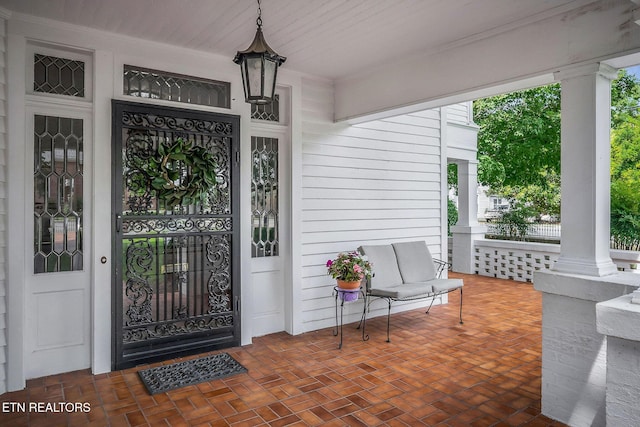 105 N Church St, Sparta, TN 38583 - property entrance with a porch