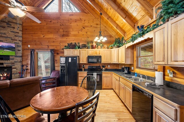 1924 Cougar Crossing Way, Sevierville, TN 37862 - photo 4
