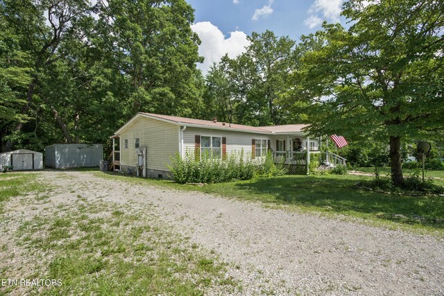 1047 Phillips Dr, Monterey, TN 38574 - photo 25