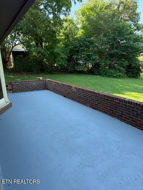 319 Kenmark Dr, Maryville, TN 37803 - photo 5