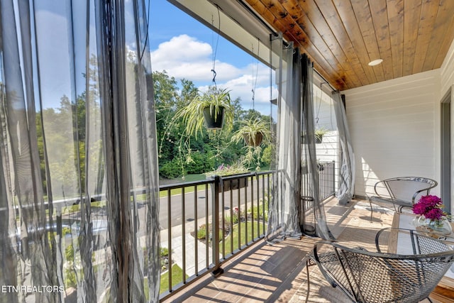 2570 NE Spring Creek Dr, Cleveland, TN 37311 - view of unfurnished sunroom
