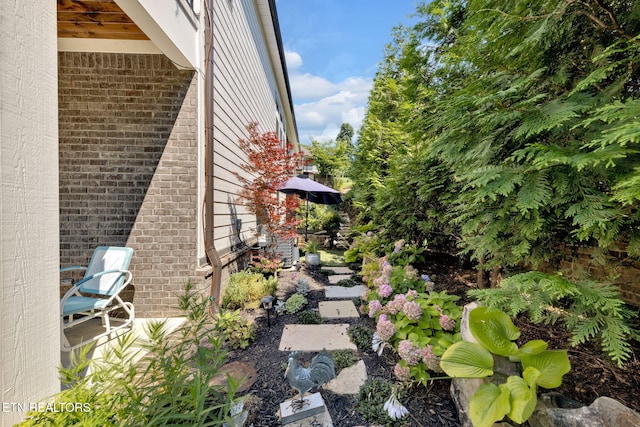 2570 NE Spring Creek Dr, Cleveland, TN 37311 - view of side of property featuring brick siding
