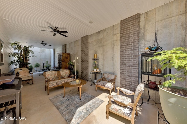 2570 NE Spring Creek Dr, Cleveland, TN 37311 - living area with a ceiling fan