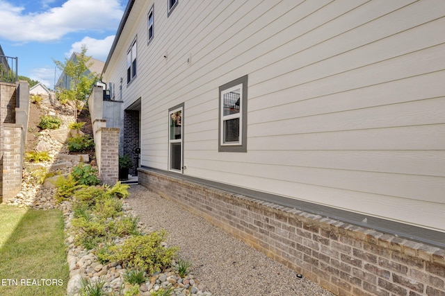 2570 NE Spring Creek Dr, Cleveland, TN 37311 - view of side of home