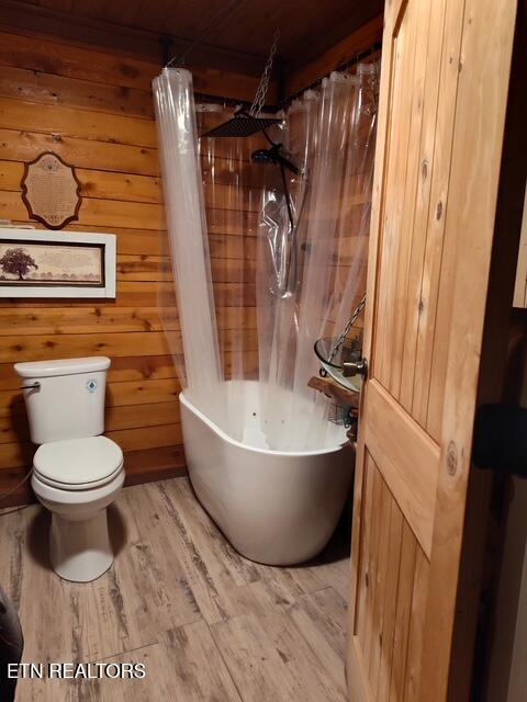 419 River Rd, Huntsville, TN 37756 - full bath with wood finished floors and wood walls