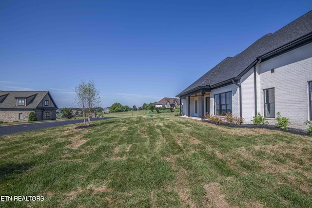 256 Watercrest Dr, Vonore, TN 37885 - view of grassy yard