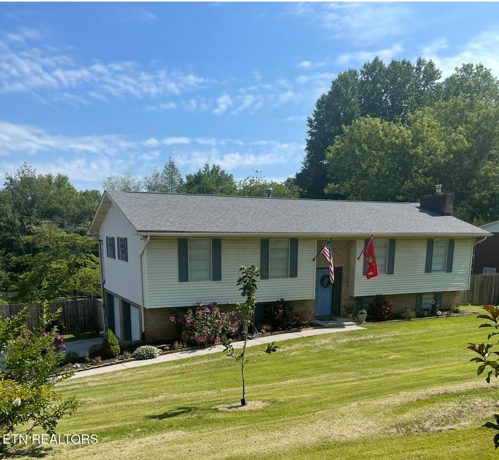 219 Melbourne Dr, Maryville, TN 37804 - photo 1