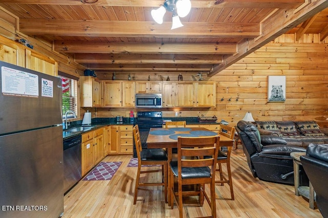 560 Wildwood Forest Way, Sevierville, TN 37876 - photo 8