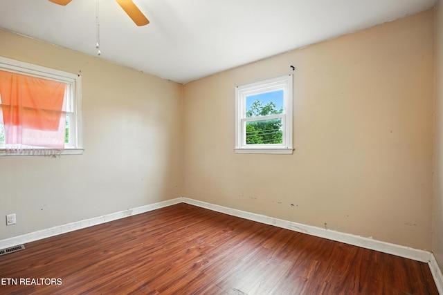 564 Dillwyn St, Kingsport, TN 37665 - empty room featuring wood finished floors and ceiling fan