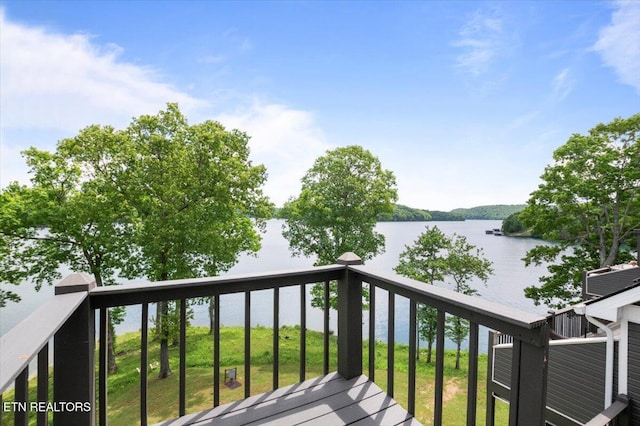 700 Shanghai Landing Ln Unit 11, Lafollette, TN 37766 - wooden terrace featuring a water view