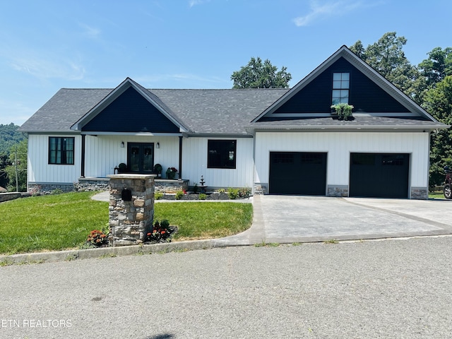 137 Adair Dr, New Tazewell, TN 37825 - photo 1