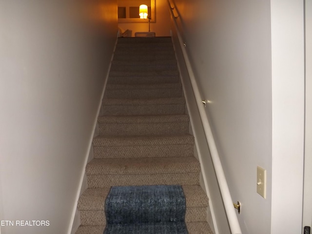 440 Sams Mtn, Middlesboro, KY 40965 - stairway featuring carpet floors and baseboards