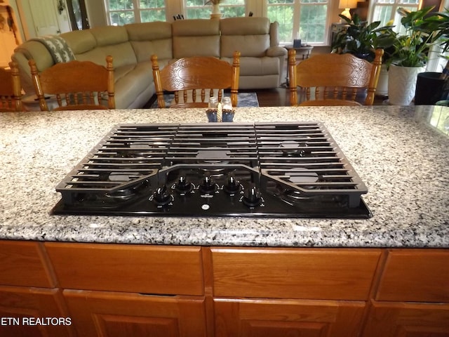 440 Sams Mtn, Middlesboro, KY 40965 - kitchen view of black gas cooktop and light stone countertops