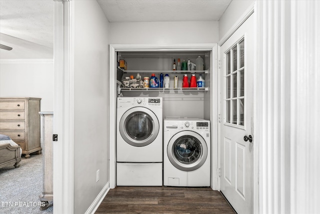 1036 Circle Dr, Jamestown, TN 38556 - laundry room with separate washer and dryer, dark wood-type flooring, a textured ceiling, and a ceiling fan