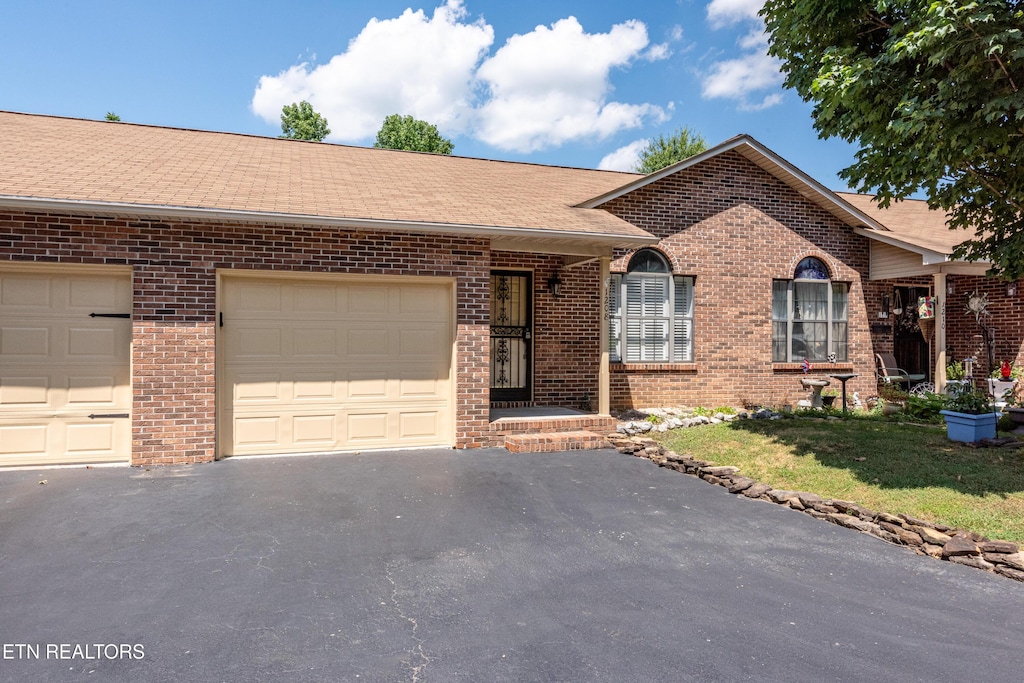 1208 Karina Cir, Maryville, TN 37804 - photo 1
