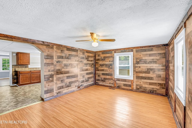 1013 S Drive E Drive, Knoxville, TN 37920 - photo 31