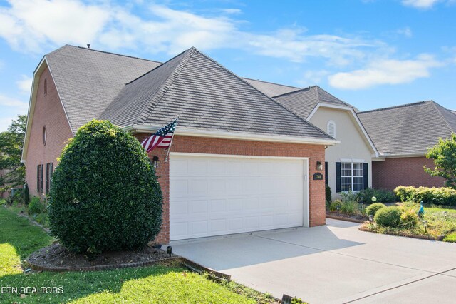 2548 Moss Creek Rd, Knoxville, TN 37912 - photo 3
