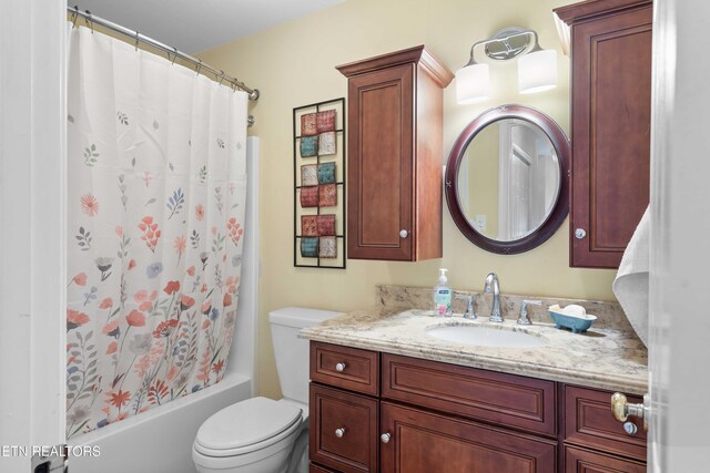 2548 Moss Creek Rd, Knoxville, TN 37912 - photo 7