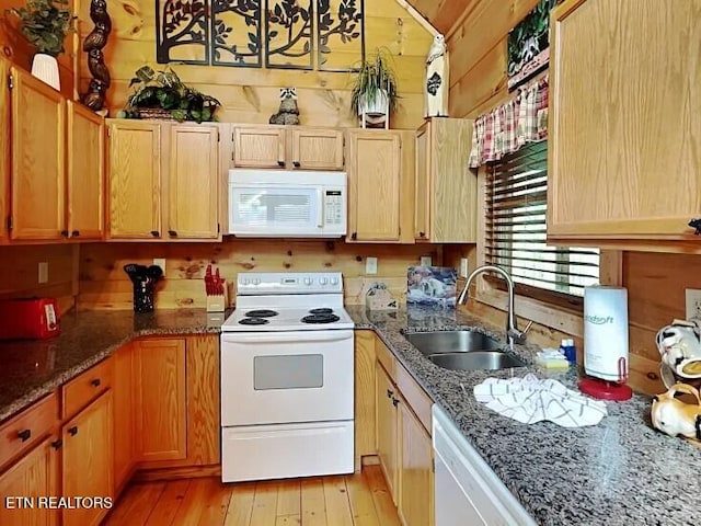 2306 Pine Cir, Sevierville, TN 37876 - photo 9