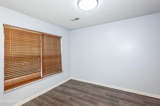 1032 Willow Creek Cir, Maryville, TN 37804 - unfurnished room with dark wood-style floors