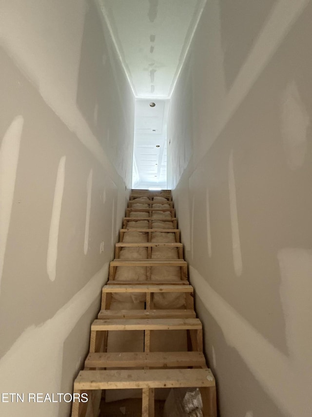 153 Washita Ln, Rutledge, TN 37861 - view of stairs