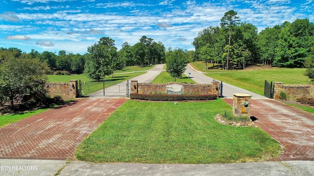 224 Eagle Blf, Jamestown, TN 38556 - view of property's community with a gate and driveway