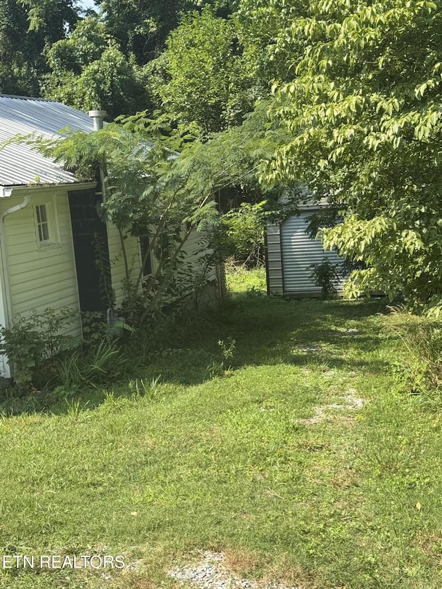 914 S 13th St, Lafollette, TN 37766 - view of green lawn