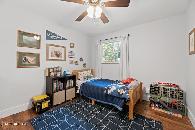 1521 Aldenwood Ln, Knoxville, TN 37919 - bedroom with dark wood-style floors and ceiling fan