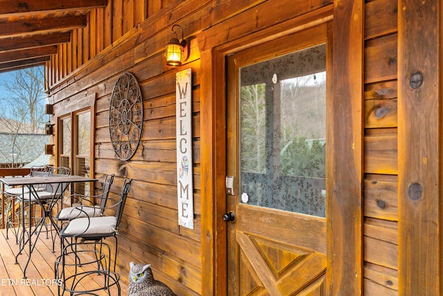 524 Hoot Owl Way, Gatlinburg, TN 37738 - entrance to property with a porch