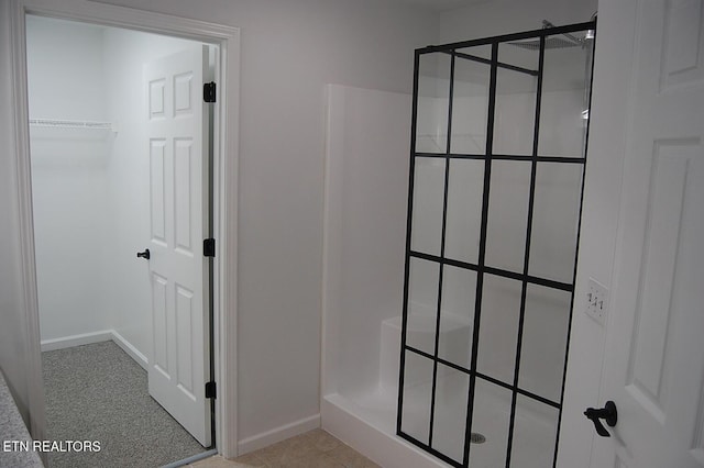 1884 Elmhurst Way, Knoxville, TN 37923 - full bathroom featuring a stall shower