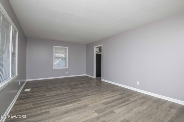 1106 Bradshaw Garden Rd, Knoxville, TN 37912 - photo 7