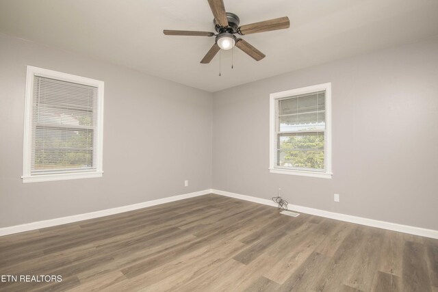 1106 Bradshaw Garden Rd, Knoxville, TN 37912 - photo 28