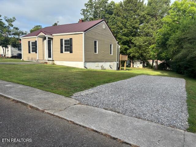 156 Vine St, Madisonville, TN 37354 - photo 2