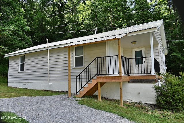 278 Buell Hill Rd, Pineville, KY 40977 - view of front of house with a metal roof