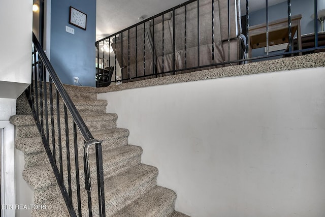 5617 Burbury Ln, Knoxville, TN 37921 - photo 4