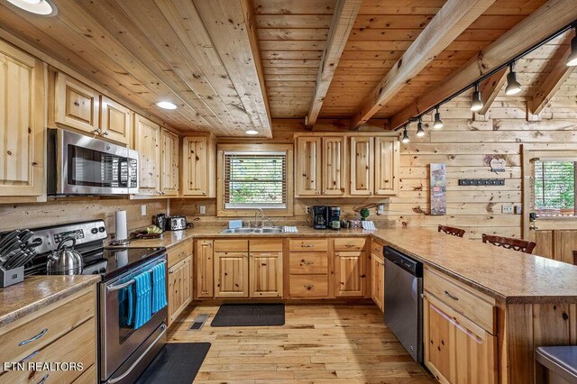 3420 Pebble Stone Way, Pigeon Forge, TN 37863