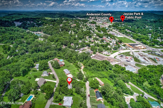 403 Hickory St, Clinton, TN 37716 - photo 8