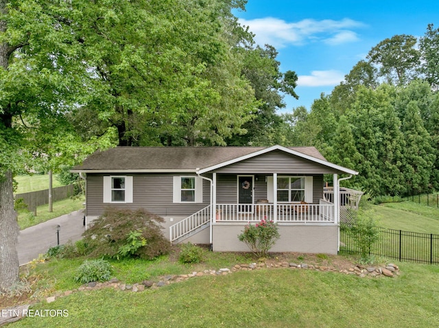 8202 Westland Dr, Knoxville, TN 37919 - photo 1