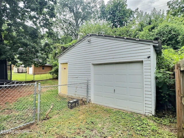 316 Oglewood Ave, Knoxville, TN 37917 - photo 20