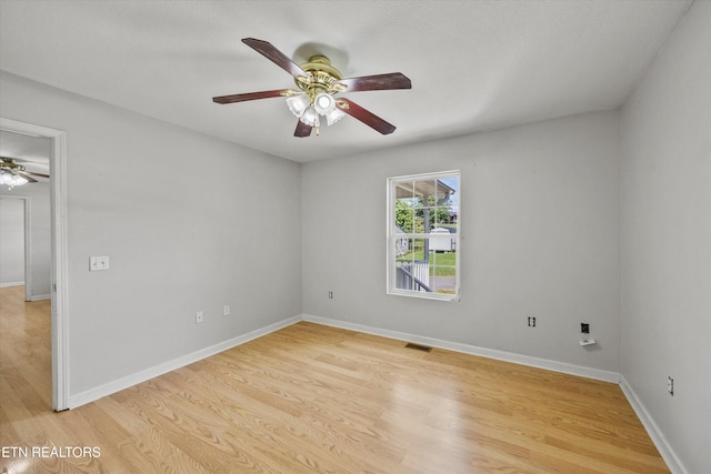 710 E Fir St, Lafollette, TN 37766 - unfurnished room featuring ceiling fan and light wood-style floors