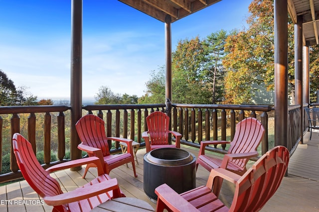 836 Sandra Way, Kodak, TN 37764 - deck with an outdoor fire pit