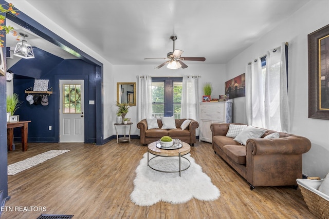 205 Howard St, Clinton, TN 37716 - photo 12