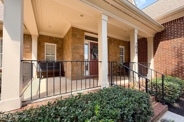 7016 Shady Knoll Ln, Knoxville, TN 37919 - photo 5