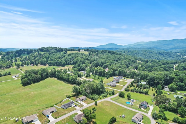 Storm Ln, Jacksboro, TN 37757