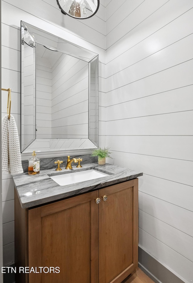 1014 High Springs Rd, Knoxville, TN 37932 - bathroom with vanity
