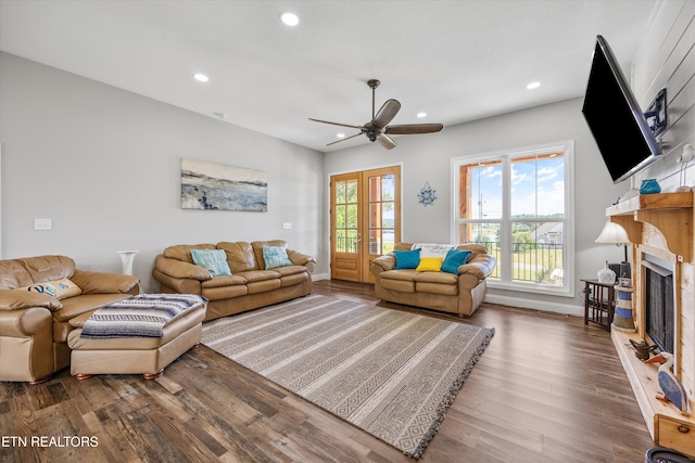 487 Peninsula, Rutledge, TN 37861 - living area featuring wood finished floors, recessed lighting, a fireplace with raised hearth, and ceiling fan