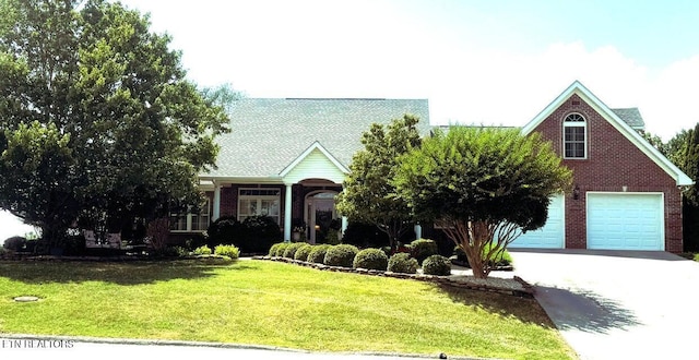 2657 Lakemoore Dr, Morristown, TN 37814 - photo 1