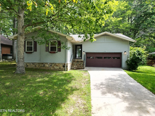 215 Snead Dr, Crossville, TN 38558 - photo 1