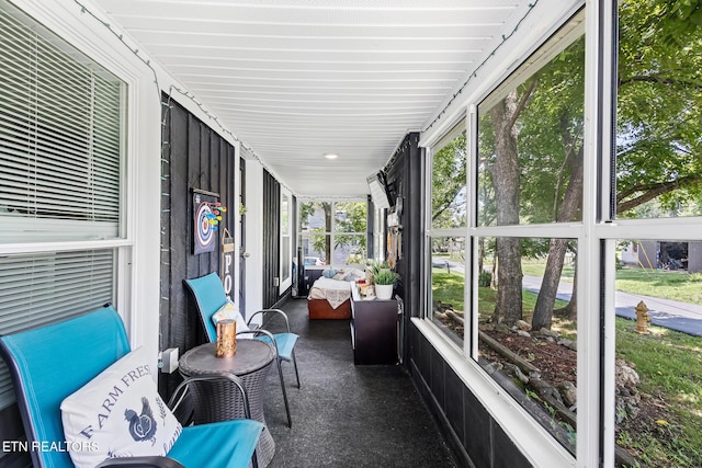 121 N Niota Rd, Englewood, TN 37329 - view of sunroom / solarium